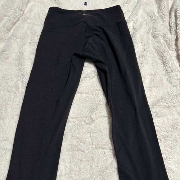 Lululemon Wunder Under Cropped 21" inseam Size 4 - Picture 1 of 3